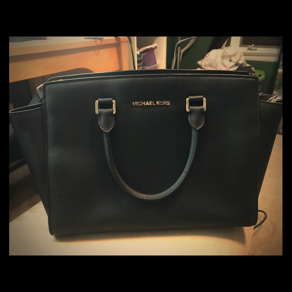 Michael Kors Hangbag